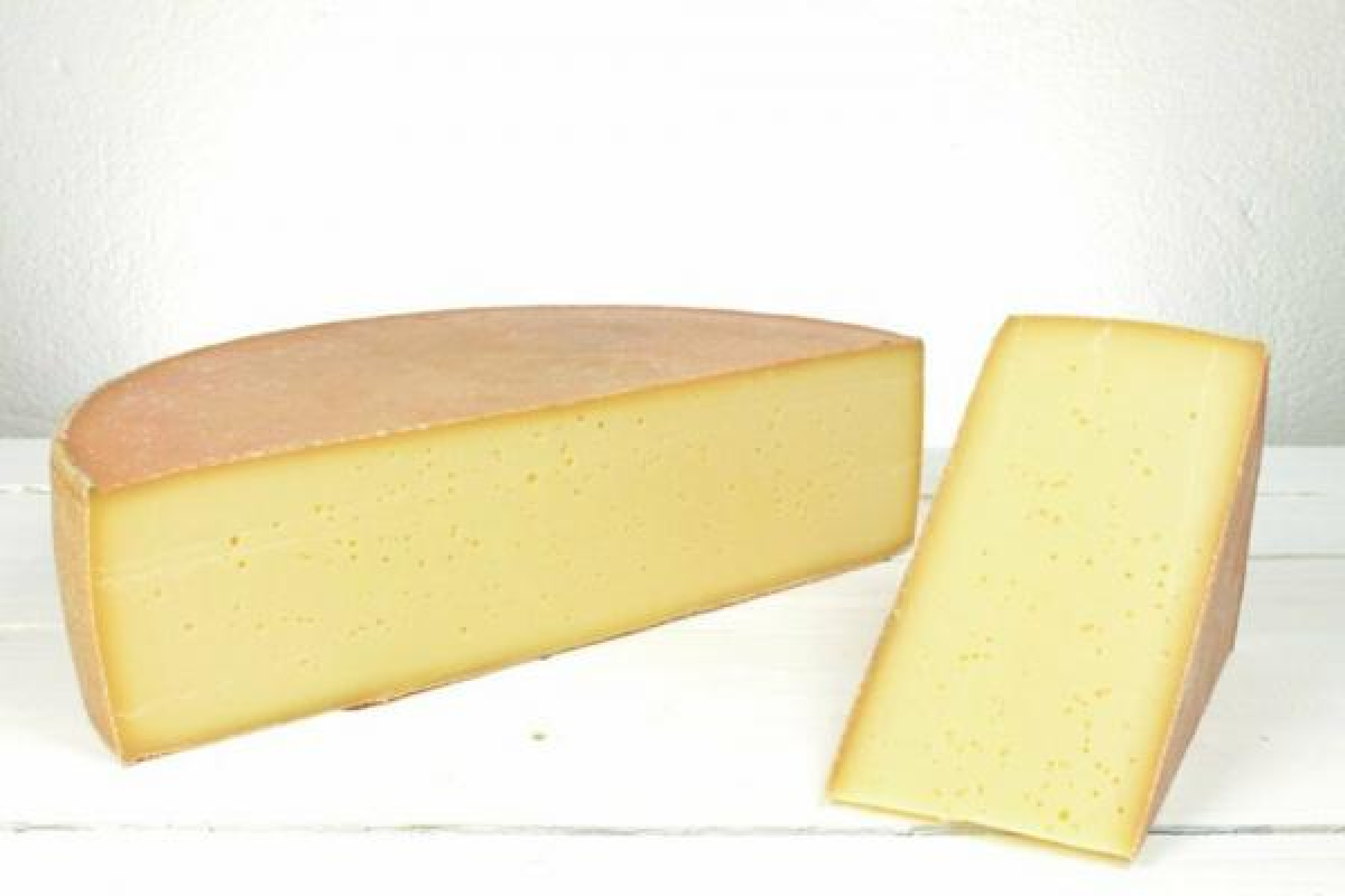 Luzerner Nusskäse